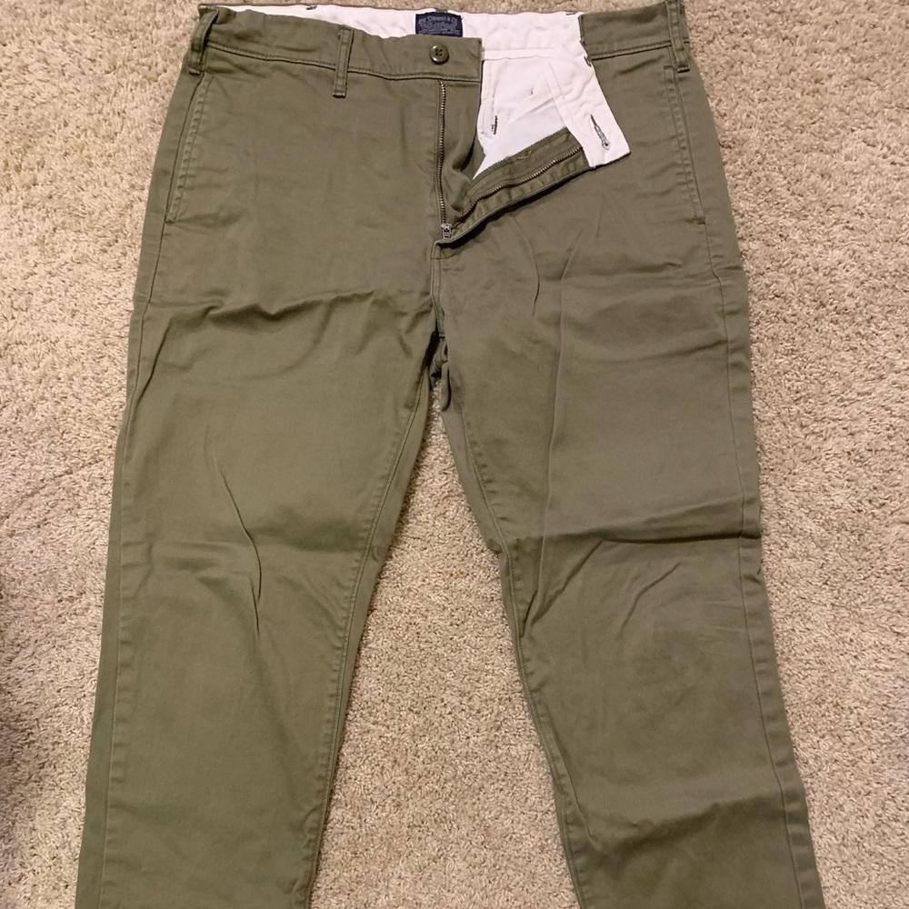 Levi’s khaki pants